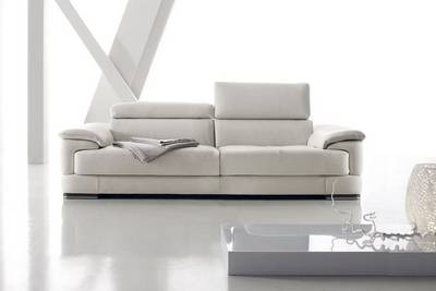 Yuri sofa