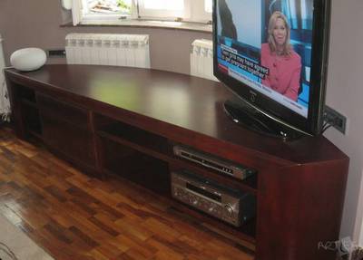 Artles polica za TV 05