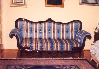 Sofa medaljon