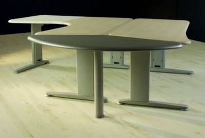 Kancelarijski sto 04