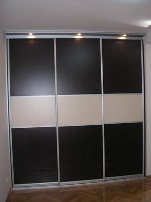 Plakar 1