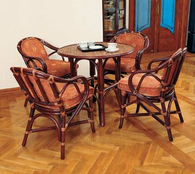 KAFE trpzarijska garnitura