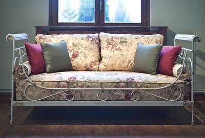 Nameštaj od kovanog gvoždja SAGA sofa