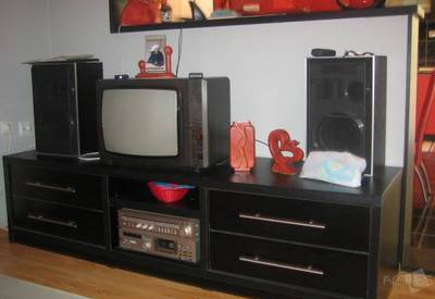 Artles polica za TV 03