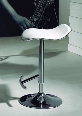 Barska stolica B166