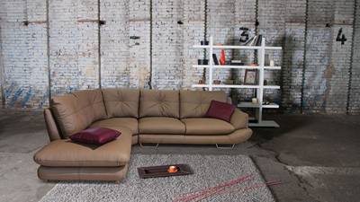 Ugaona garnitura Petale